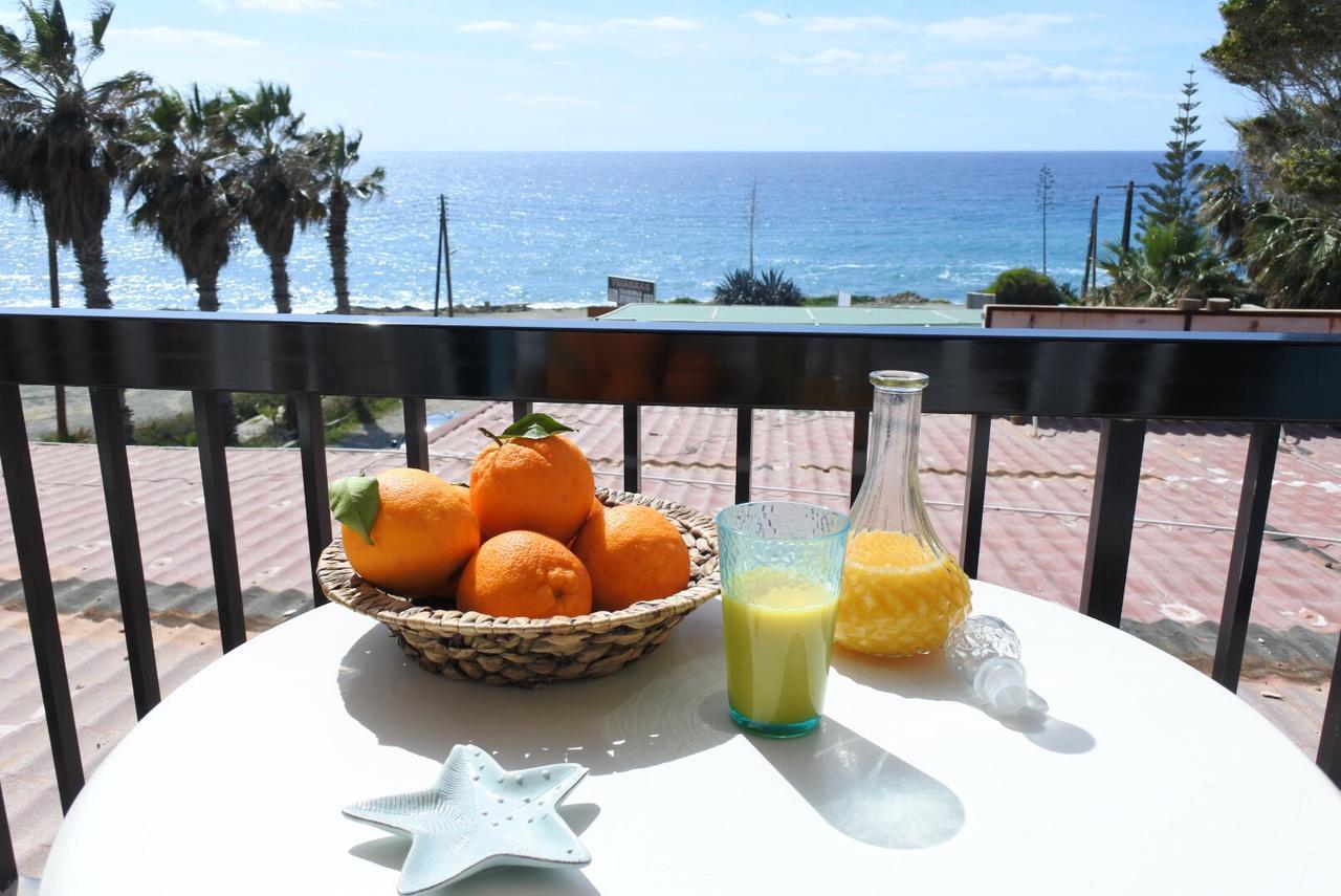 Kissonerga Beach Apartment Paphos Exterior photo