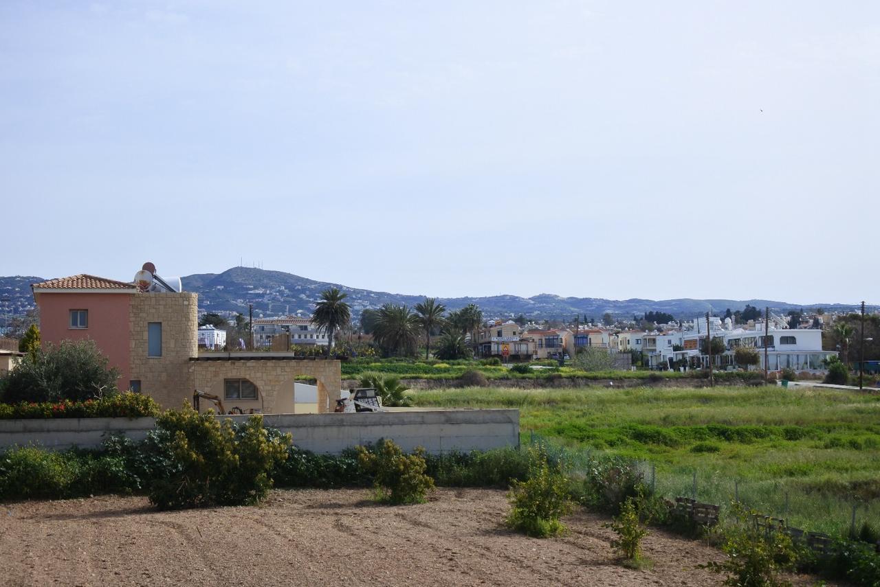 Kissonerga Beach Apartment Paphos Exterior photo